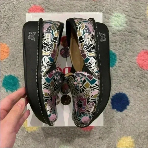 Alegria Debra Shoes - Picture 2 of 8